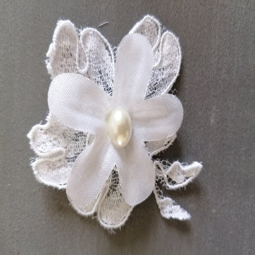 Pinces cheveux fleur blanche